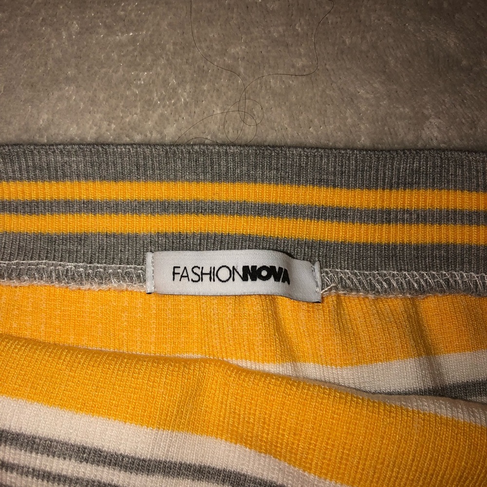 YELLOW STRIPED TUBE TOP S - Picture 3 of 3